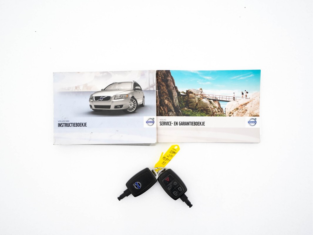 Volvo V50