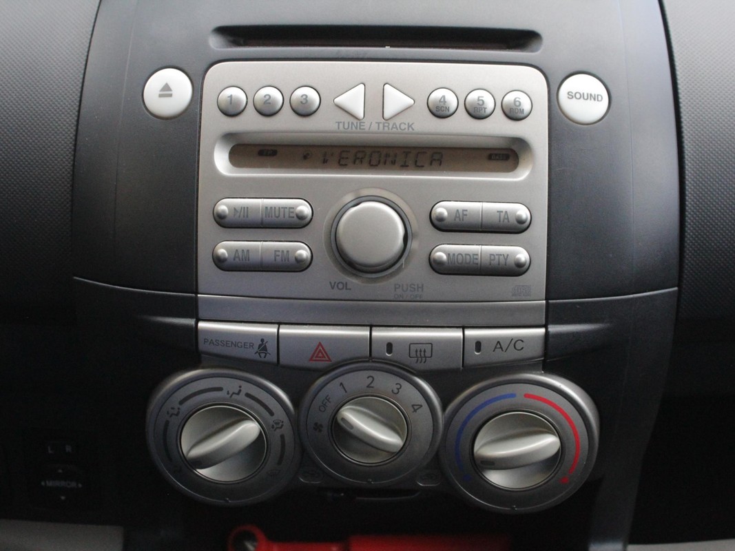 Daihatsu Sirion
