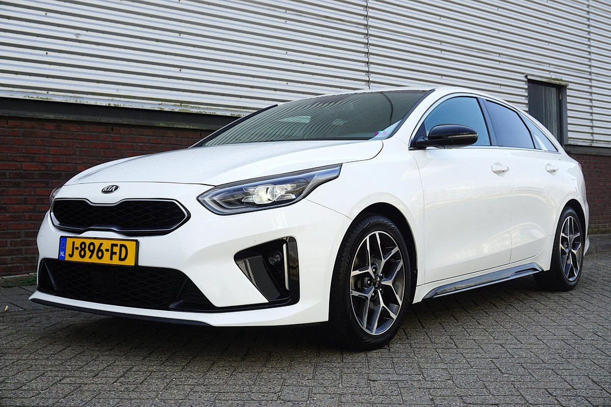 Kia ProCeed