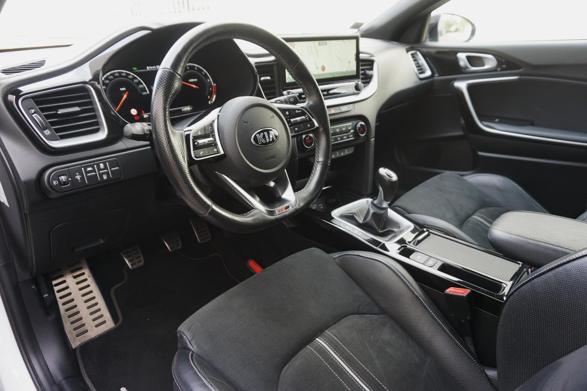 Kia ProCeed
