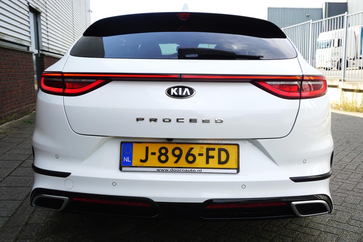 Kia ProCeed