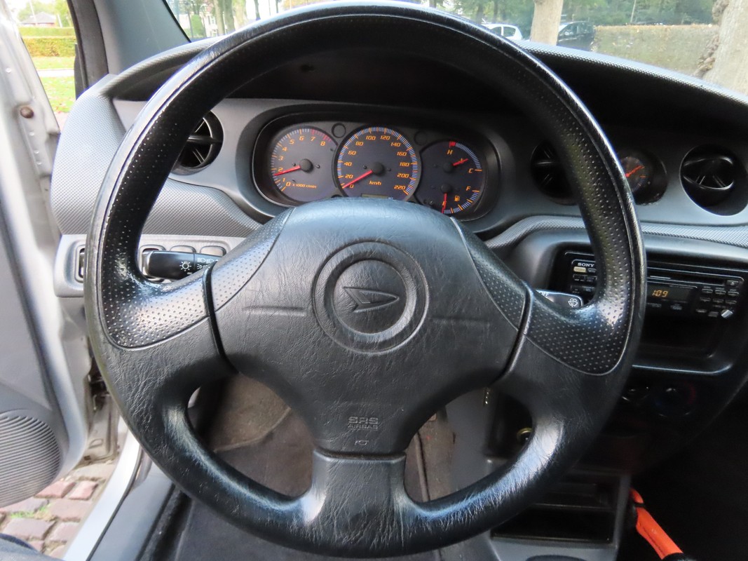 Daihatsu Young RV