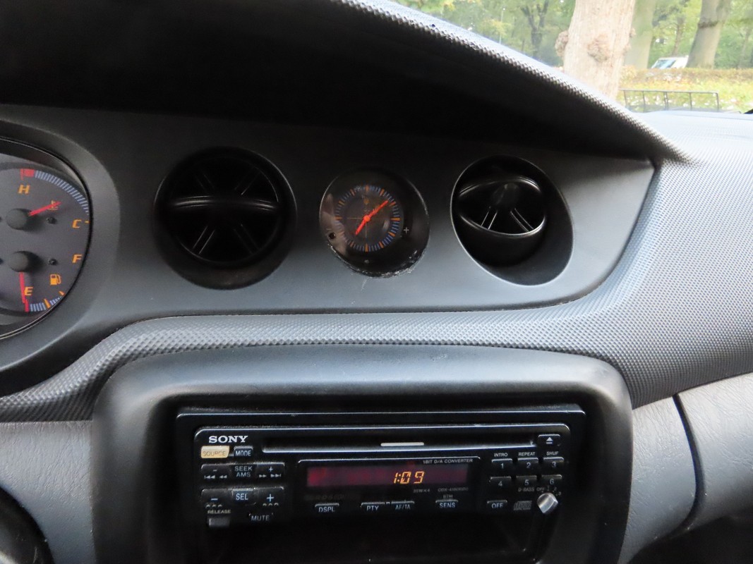 Daihatsu Young RV