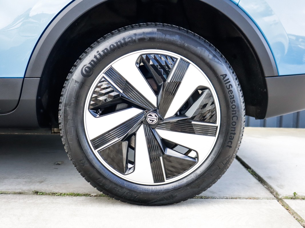 MG ZS EV