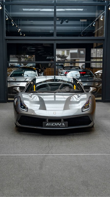 Ferrari 488