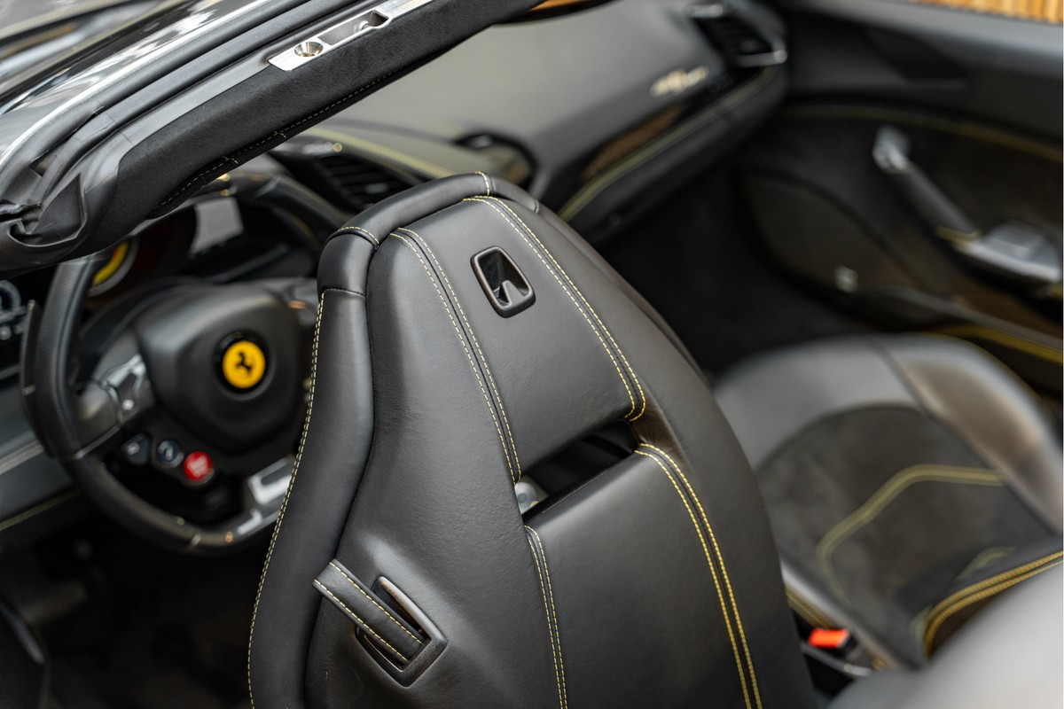 Ferrari 488