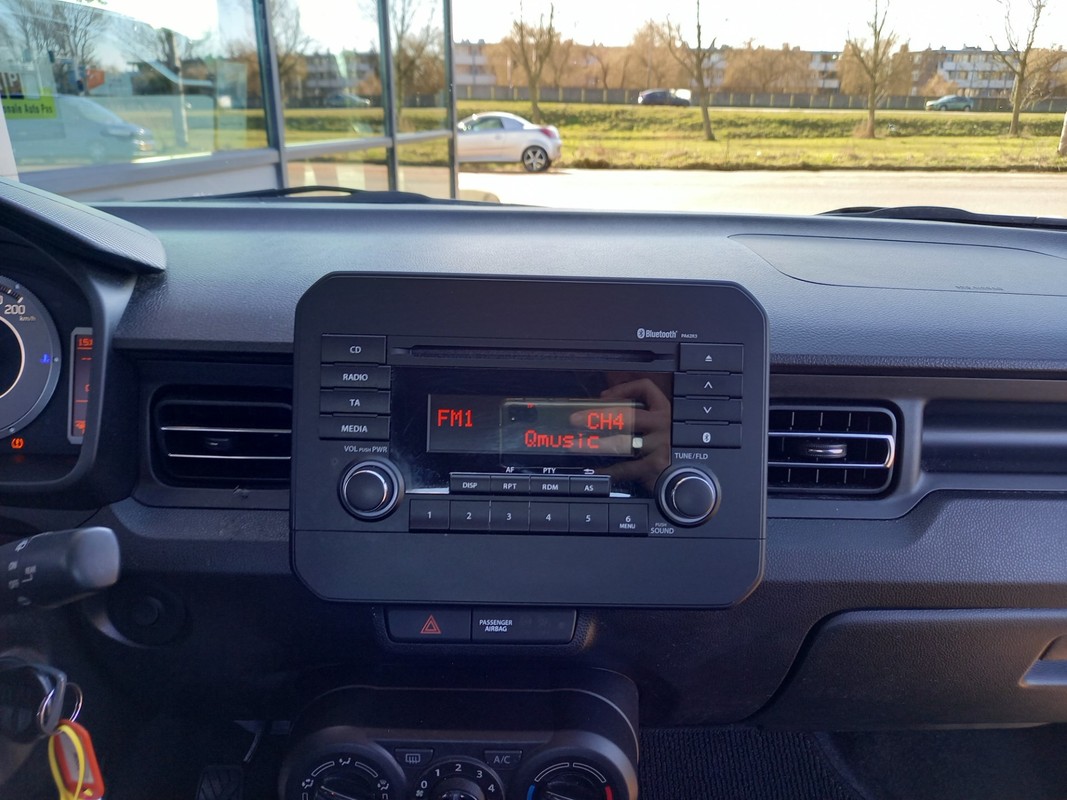 Suzuki Ignis