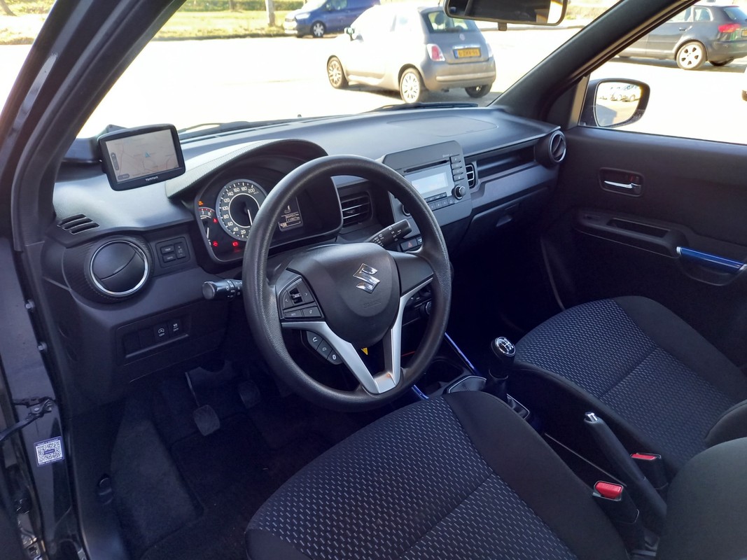 Suzuki Ignis