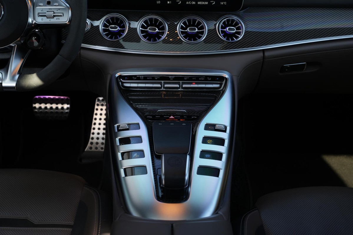 Mercedes-Benz GT
