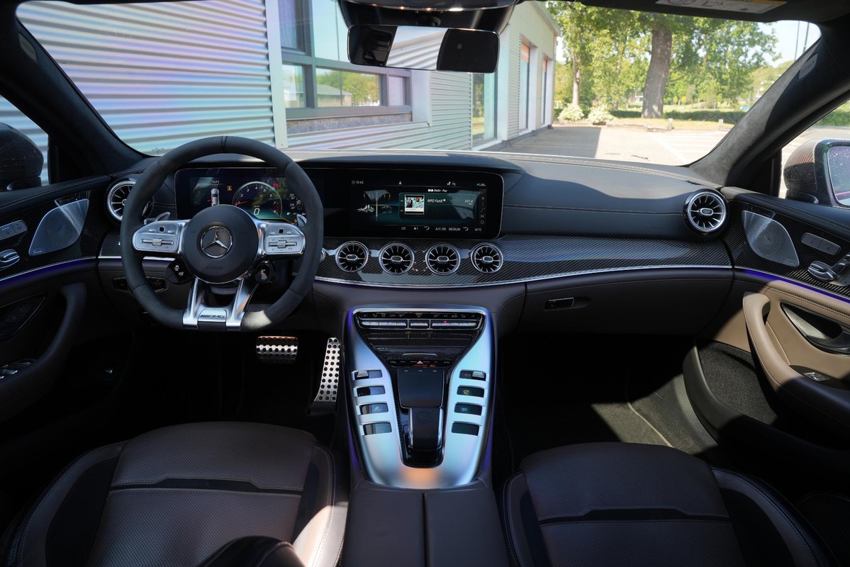Mercedes-Benz GT