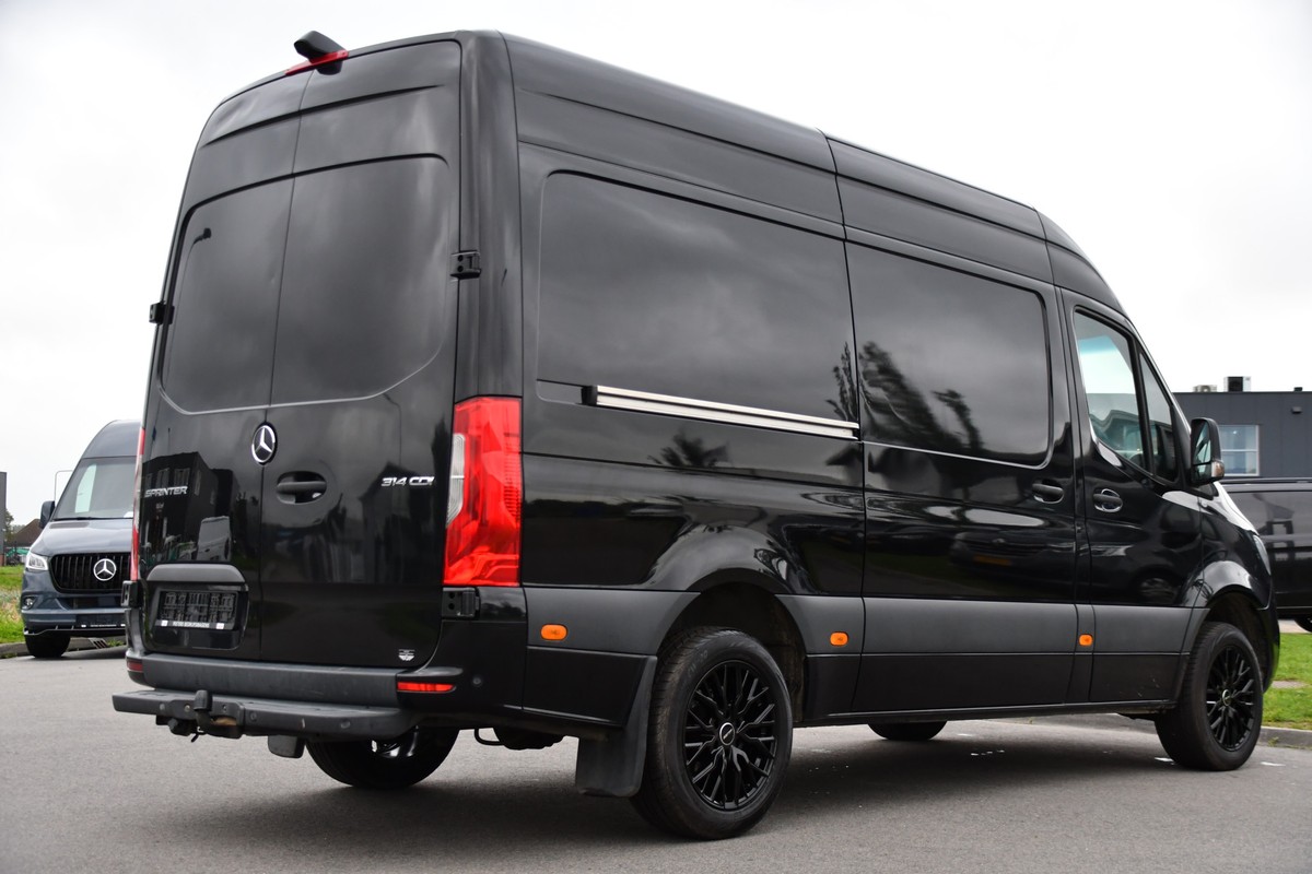 Mercedes-Benz Sprinter
