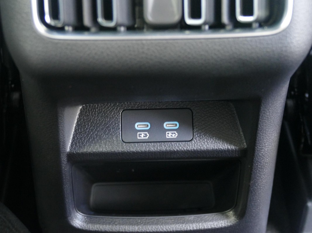 BYD SEAL U