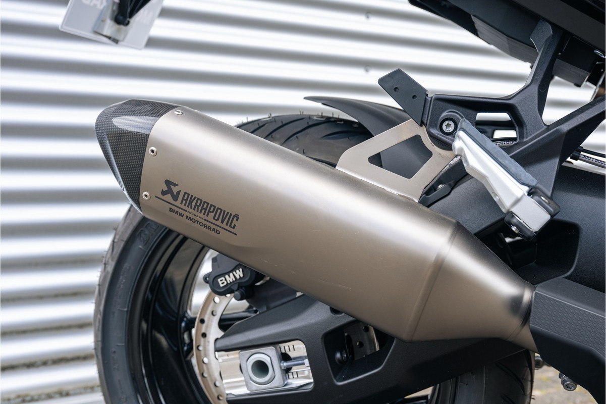 BMW S 1000 XR