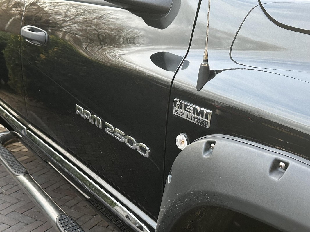 Dodge Ram Pick-Up