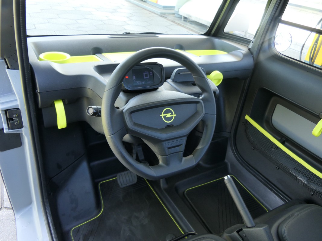 Opel Rocks-e