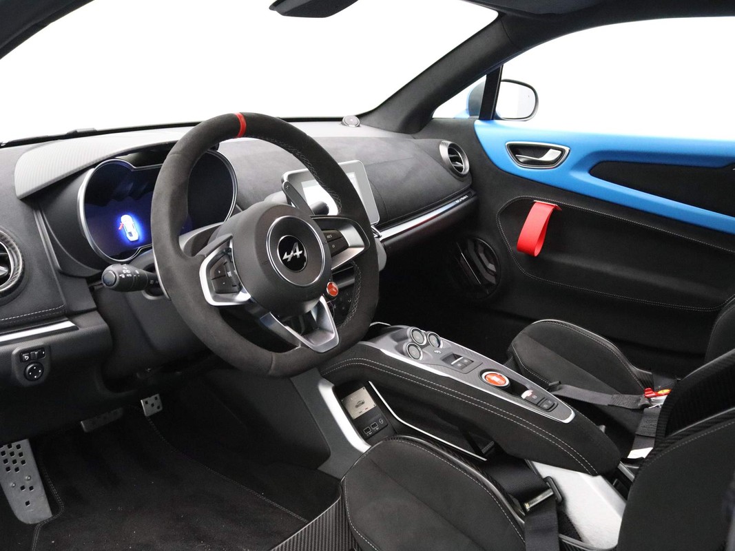 Alpine A110