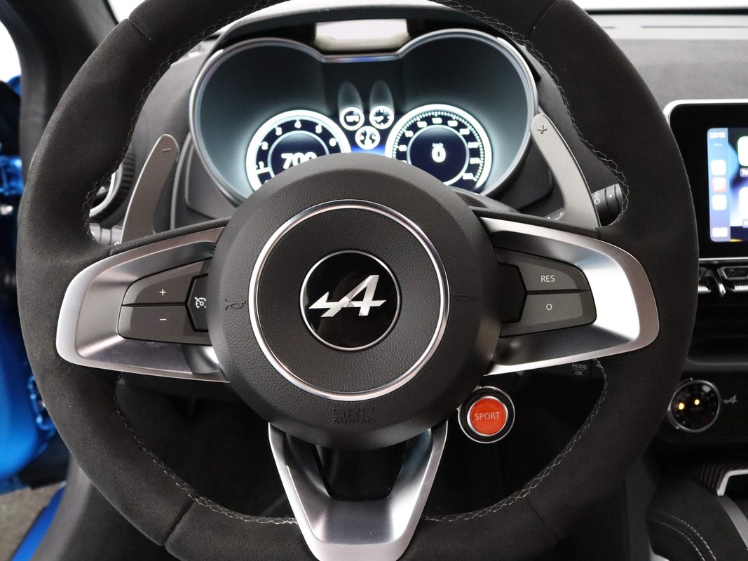 Alpine A110