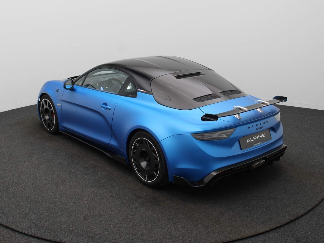 Alpine A110