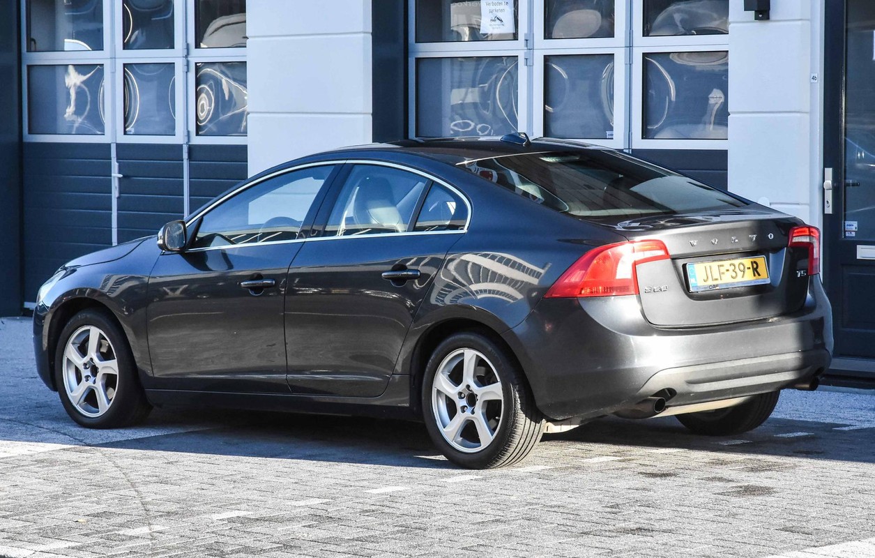 Volvo S60