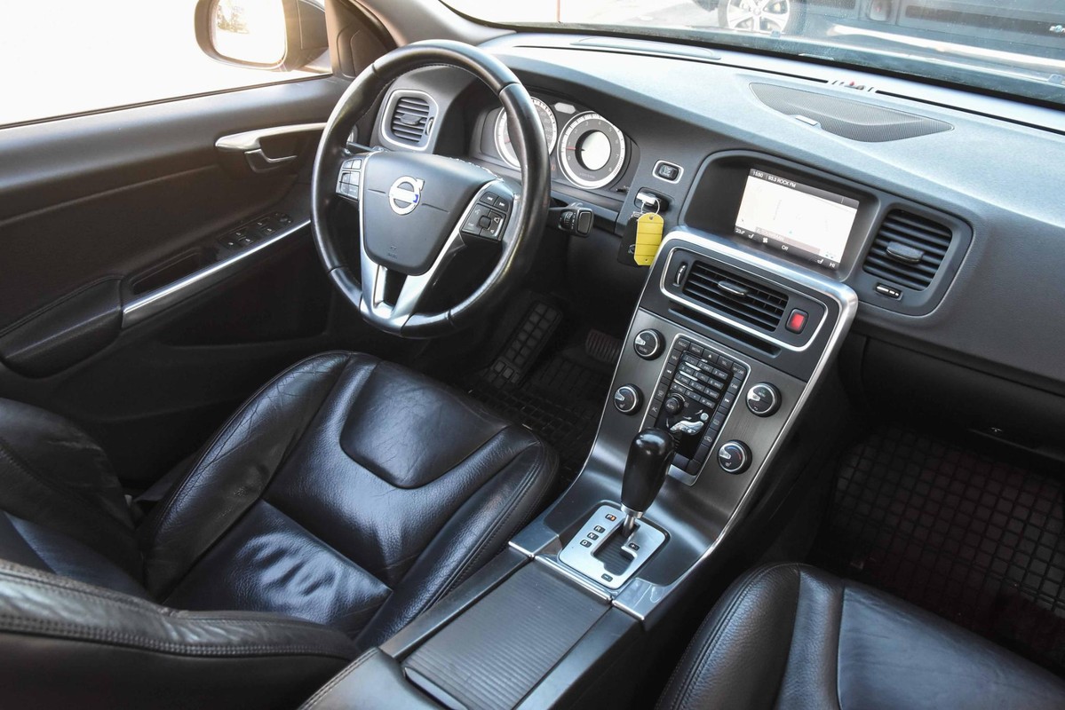 Volvo S60