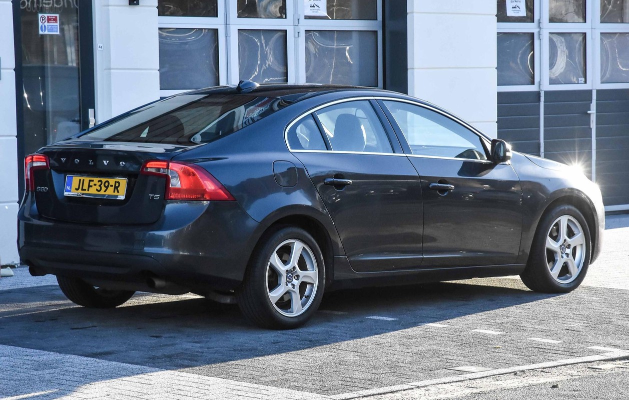 Volvo S60