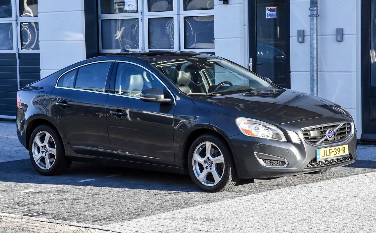 Volvo S60