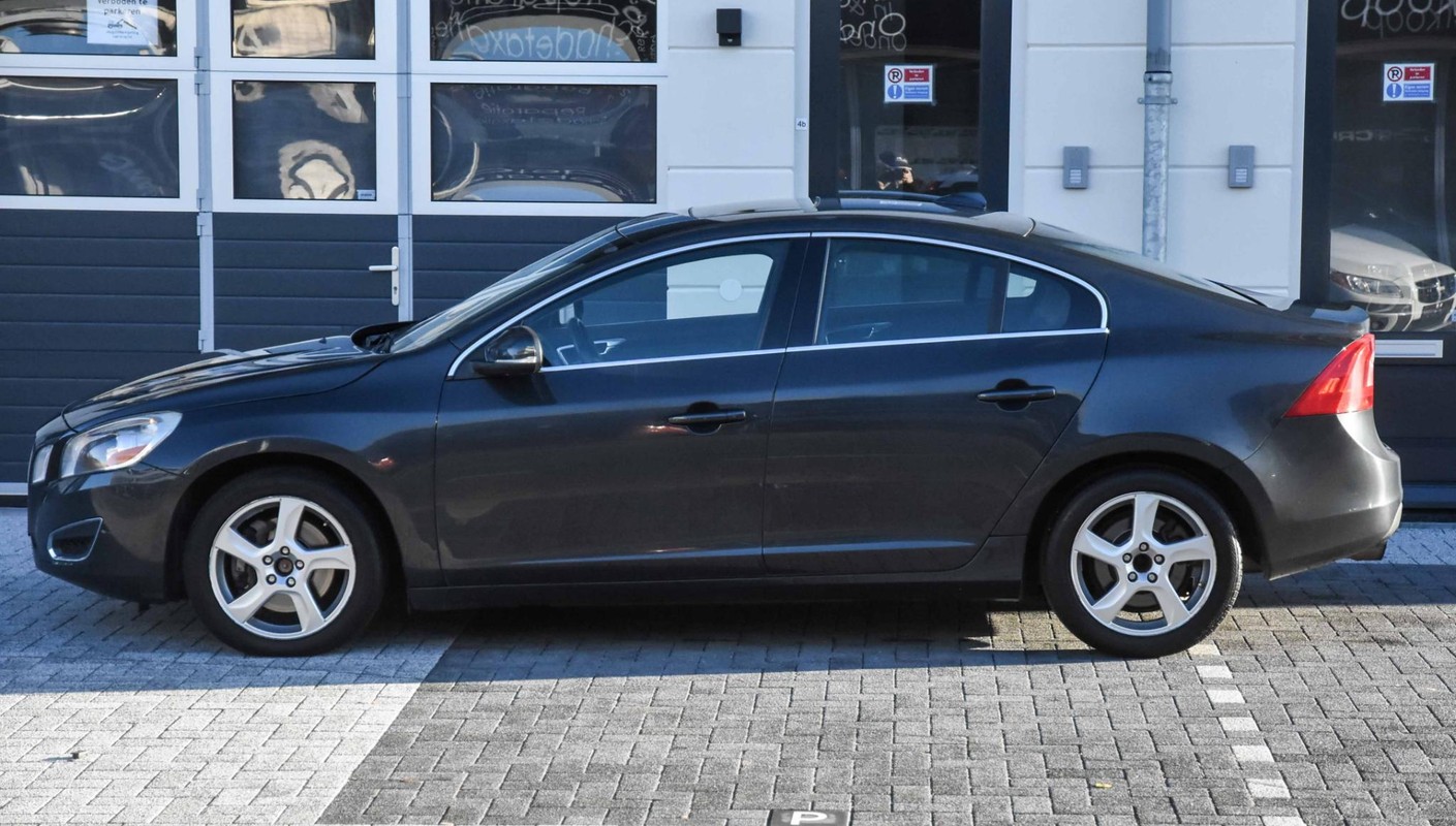 Volvo S60