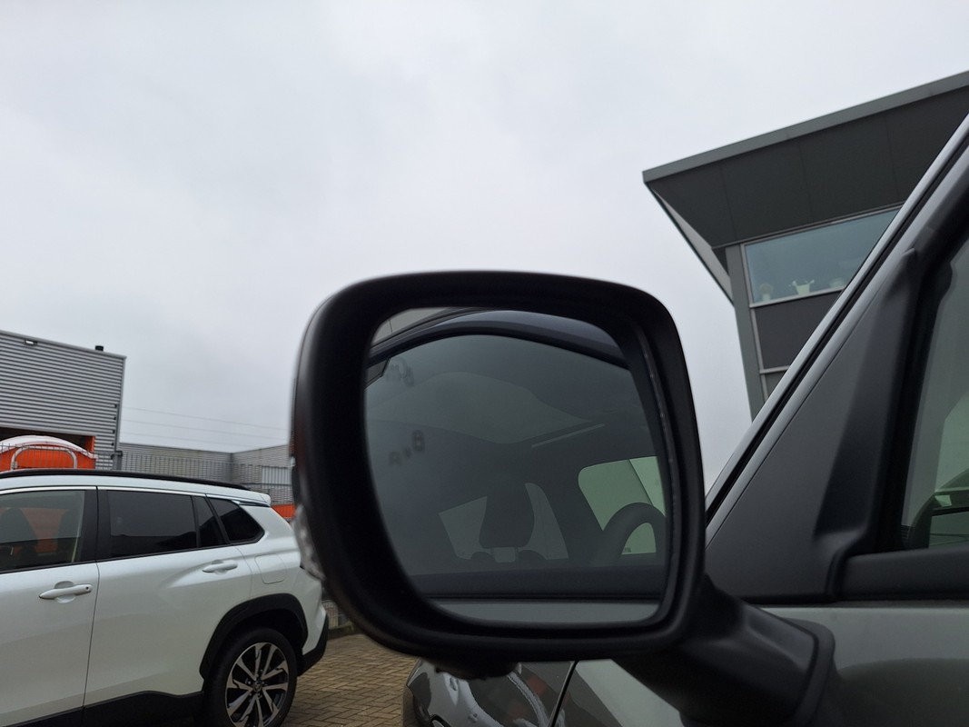 Suzuki e Vitara