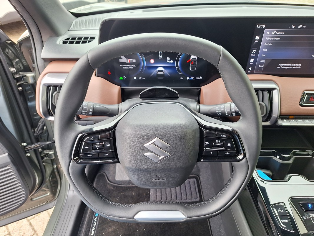 Suzuki e Vitara