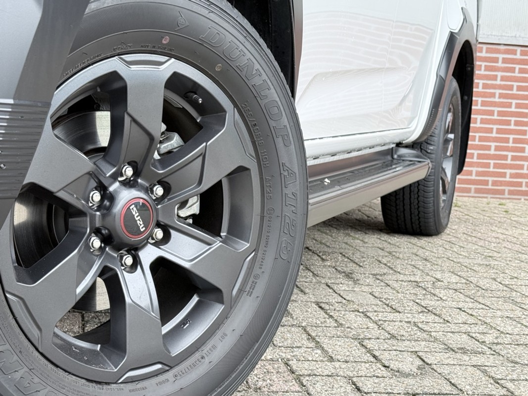 Isuzu D-Max