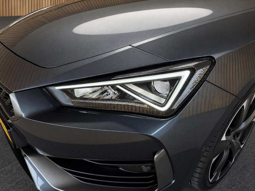 CUPRA Leon
