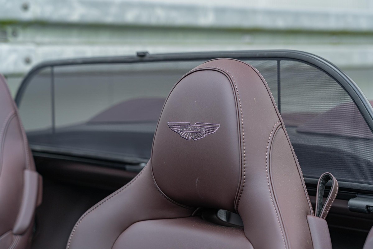 Aston Martin Vanquish