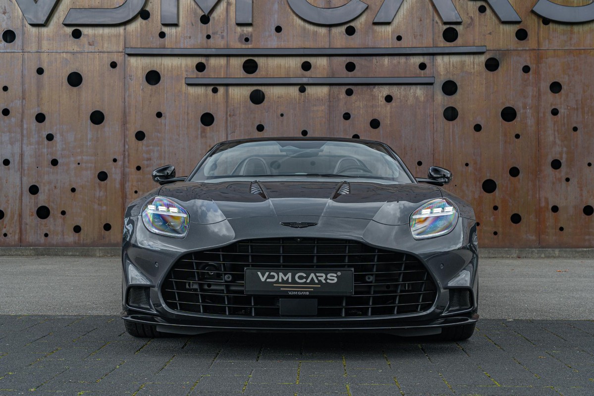 Aston Martin Vanquish