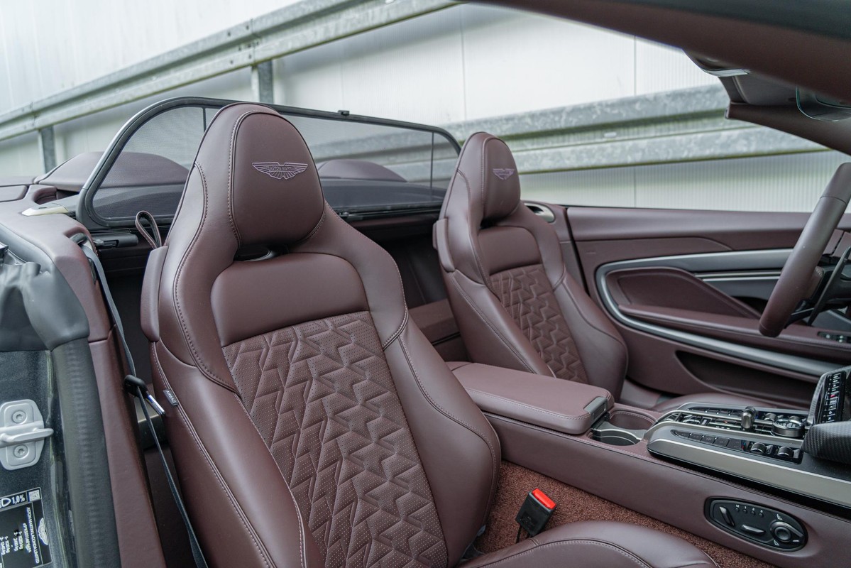 Aston Martin Vanquish