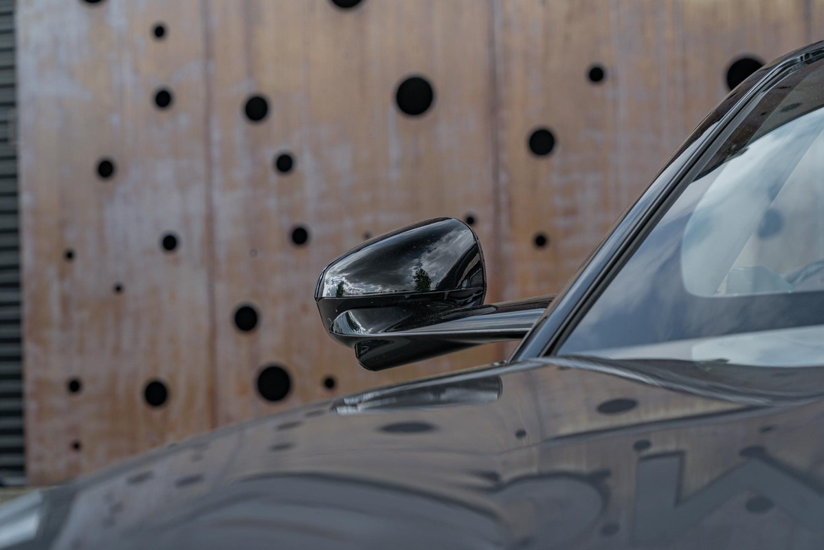 Aston Martin Vanquish
