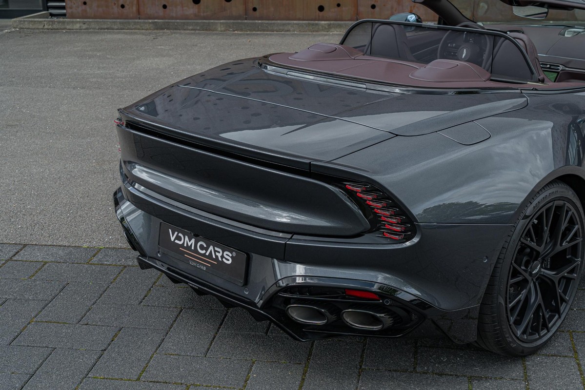 Aston Martin Vanquish