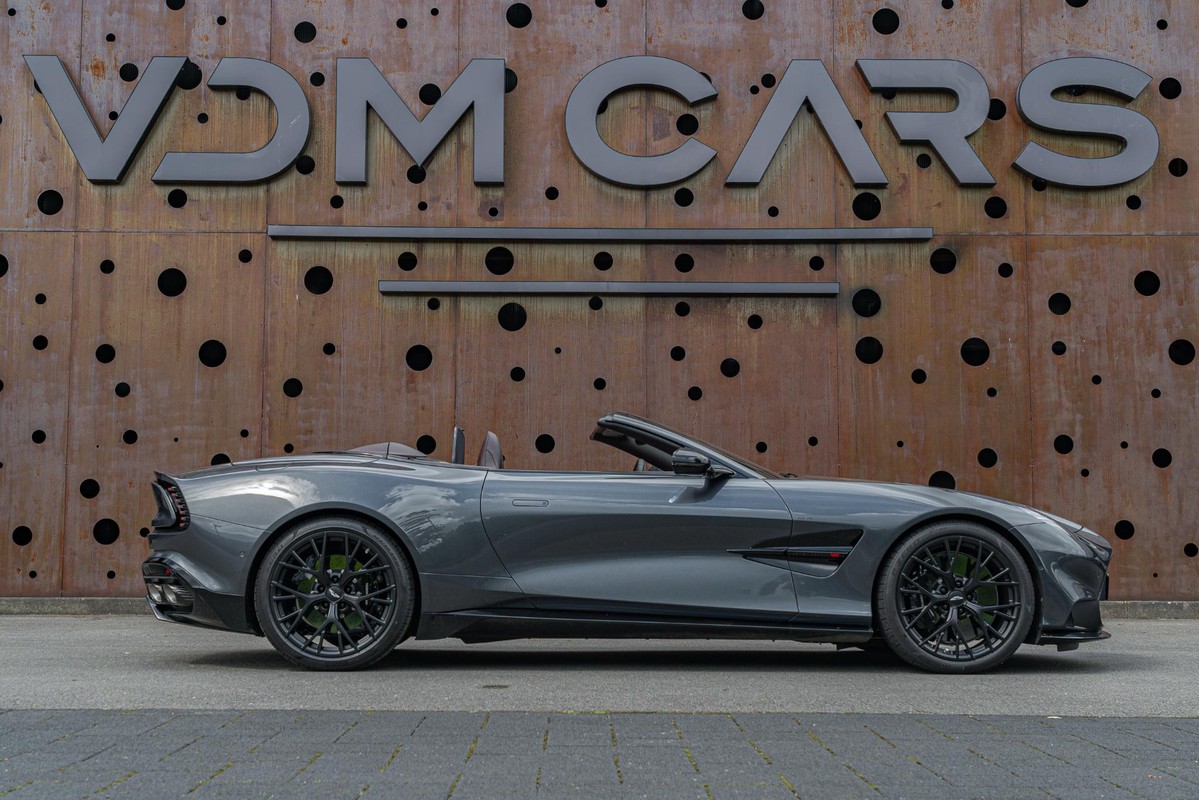 Aston Martin Vanquish