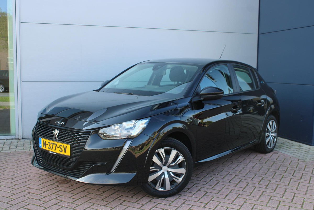 Peugeot e-208