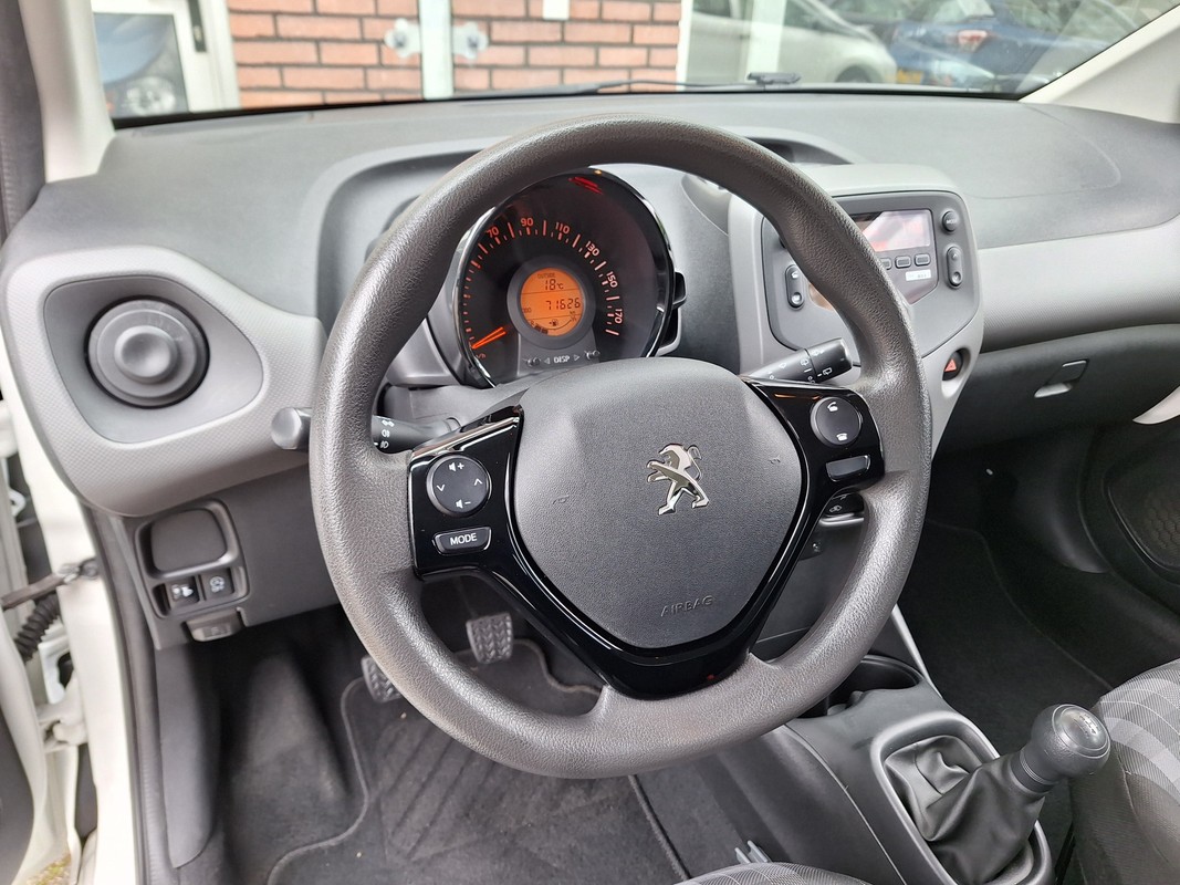 Peugeot 108