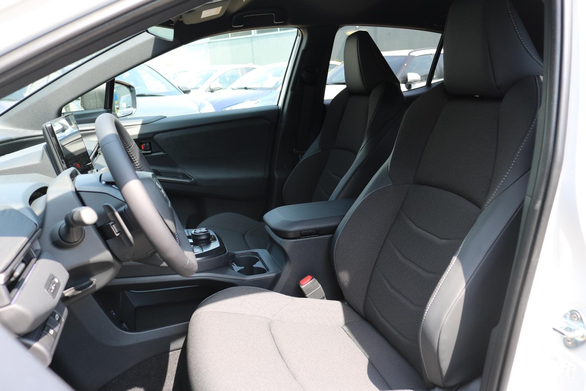 Toyota C-HR+