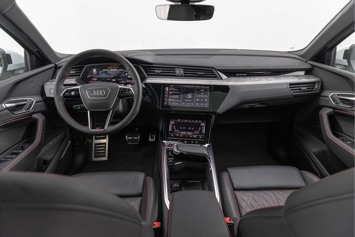 Audi Q8 Sportback e-tron