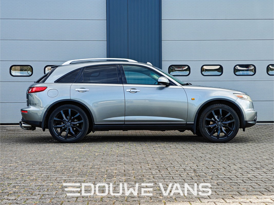 Infiniti FX