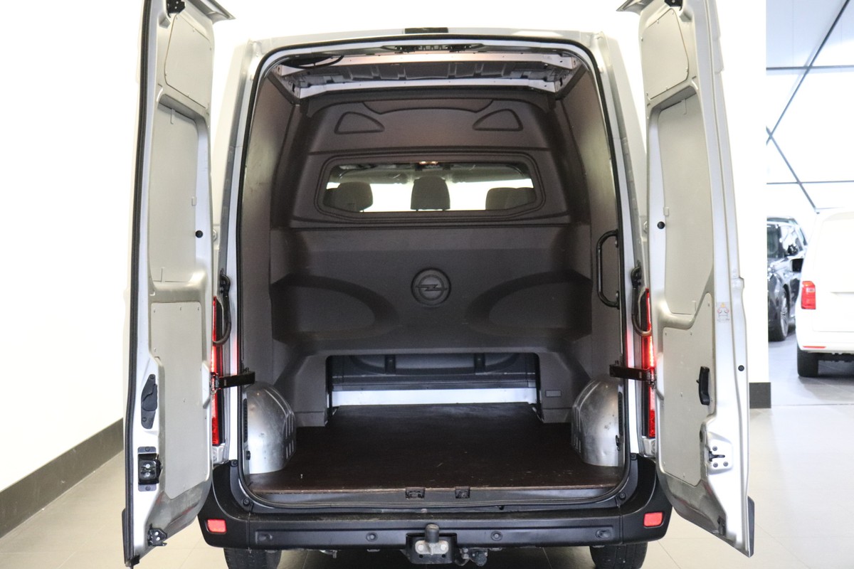 Opel Movano