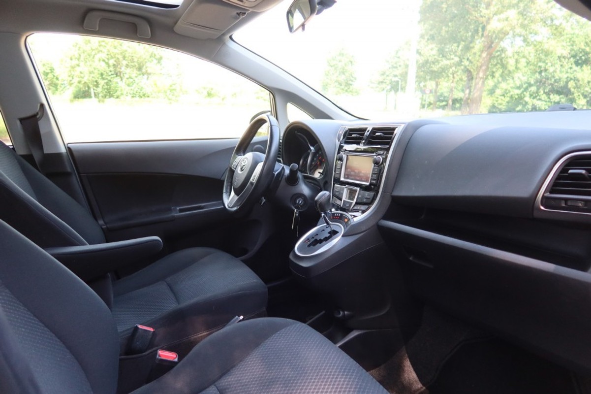 Toyota Verso-S