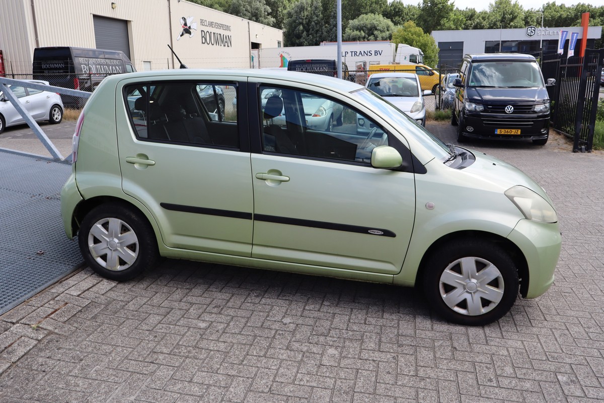 Daihatsu Sirion