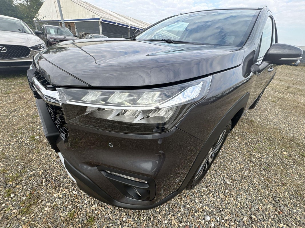 Suzuki S-Cross