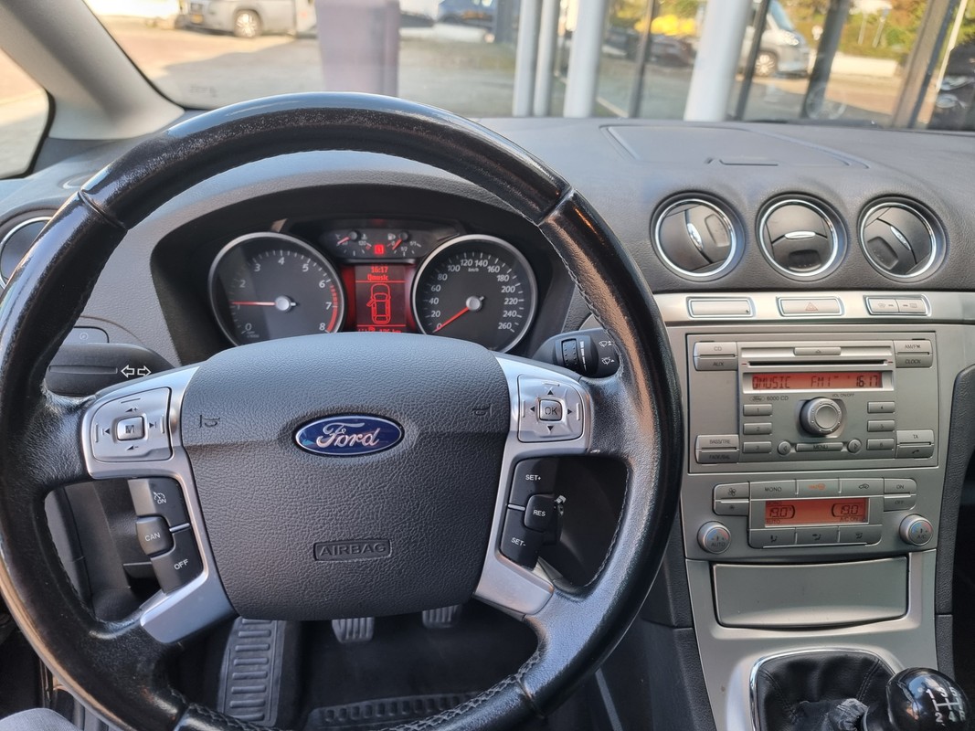 Ford S-Max