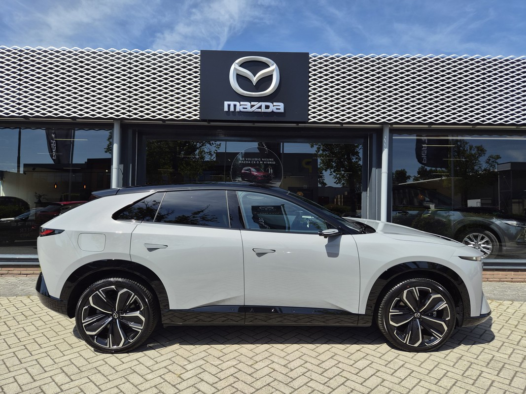 Mazda CX-6e
