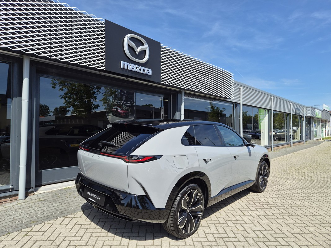 Mazda CX-6e