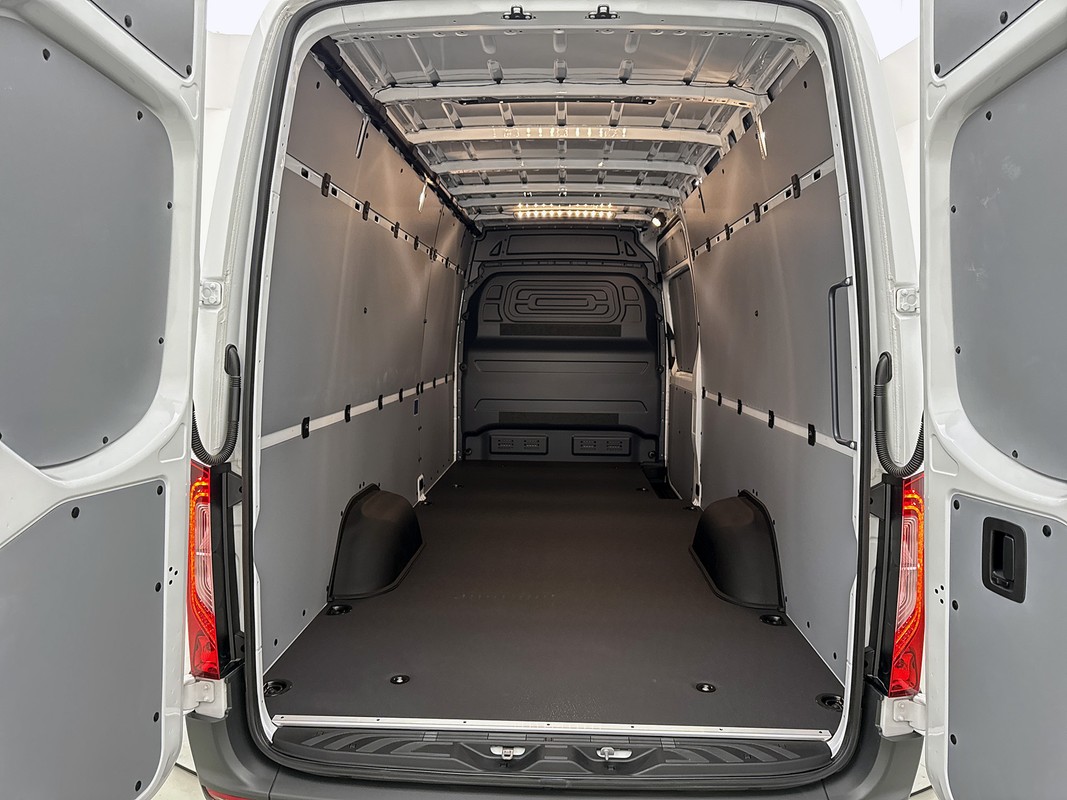 Mercedes-Benz eSprinter
